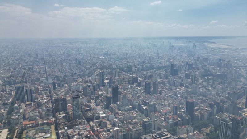 Ciudad de Buenos Aires y zona norte están bajo humo por incendios en el Delta del Paraná